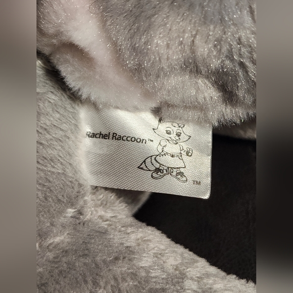 Great Wolf Lodge Rachel Raccoon Plush - Picture 3 of 4